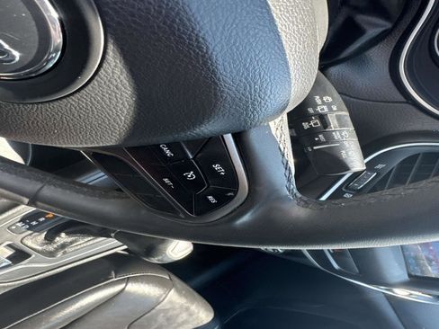 Certified 2020 Jeep Cherokee Latitude Plus image 23