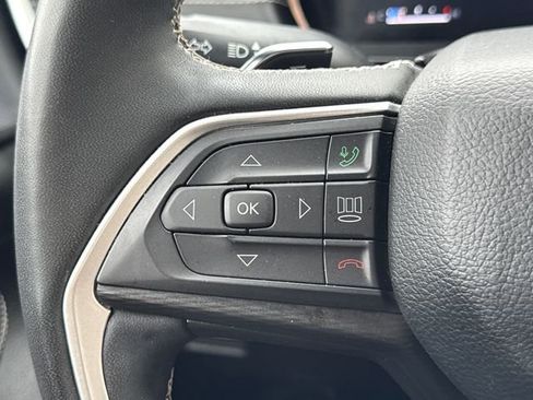 Used 2023 Jeep Grand Cherokee L Laredo AWD/4WD image 28