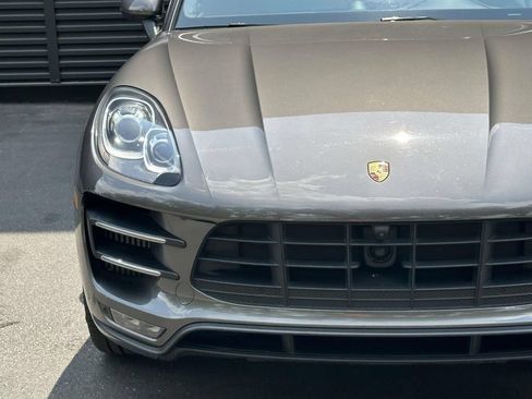 Used 2016 Porsche Macan Turbo AWD/4WD image 10