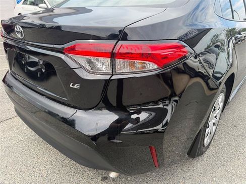 Used 2025 Toyota Corolla LE FWD image 23