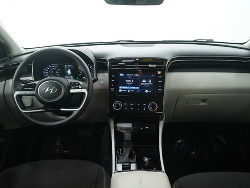 Used 2023 Hyundai Tucson SEL image 16