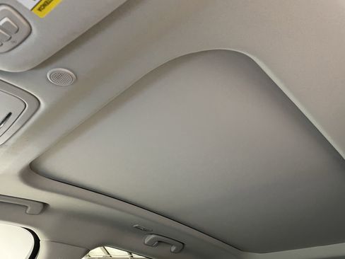 Used 2025 Lincoln Aviator AWD w/ Jet Appearance Package image 7