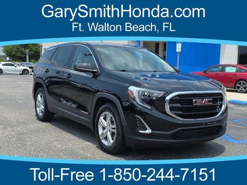 Used 2020 GMC Terrain SLE FWD image 1