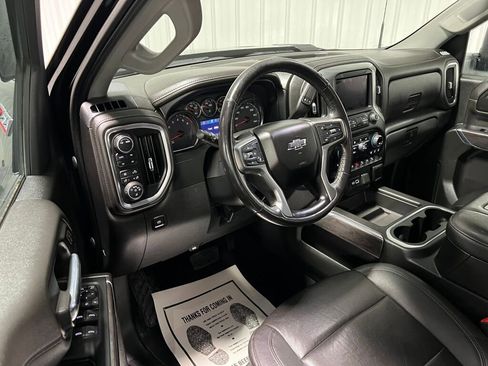 Used 2022 Chevrolet Silverado 2500 LTZ w/ LTZ Plus Package image 2