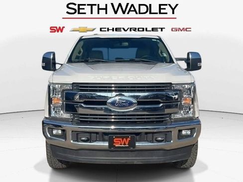 Used 2018 Ford F250 Lariat w/ Chrome Package image 2