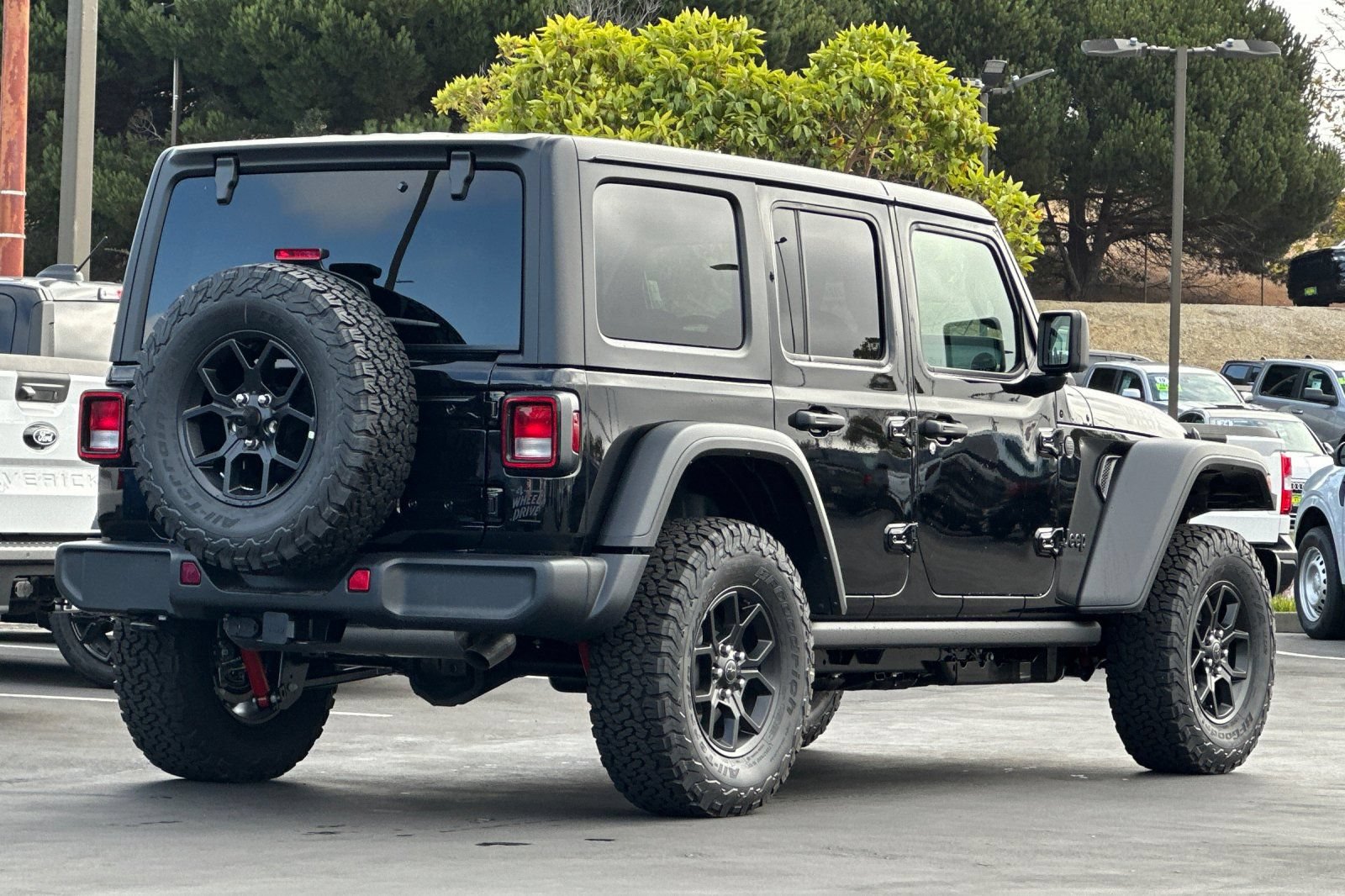 New 2026 Jeep Wrangler Unlimited Sport AWD/4WD image 4
