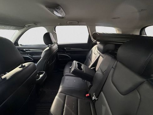Used 2021 Kia Telluride LX image 9