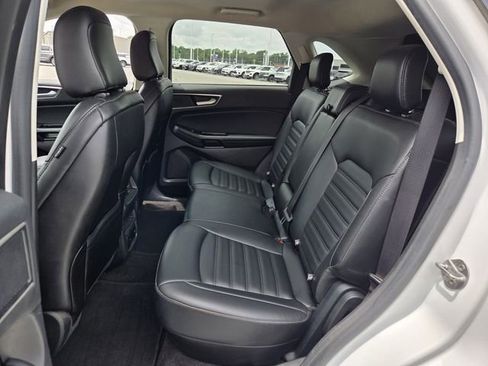 Certified 2020 Ford Edge SEL w/ Convenience Package AWD/4WD image 9