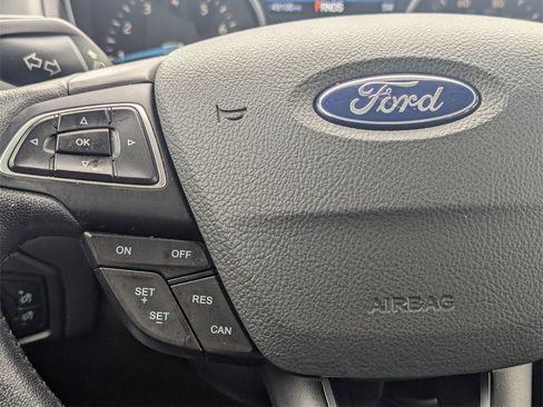 Used 2017 Ford Focus Titanium image 15