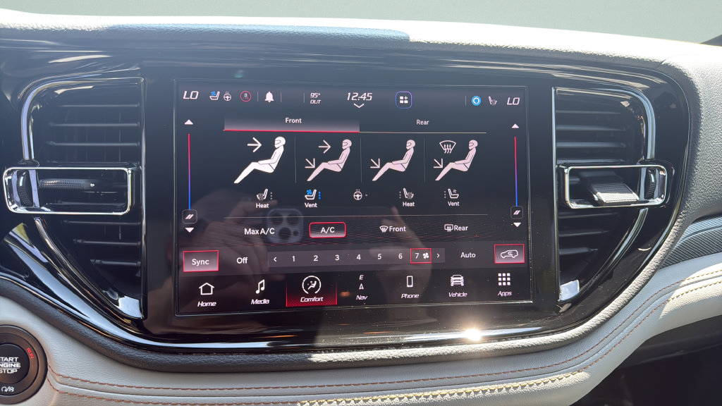 Used 2021 Dodge Durango R/T w/ Technology Group RWD image 24