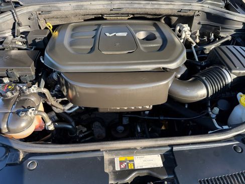 Used 2018 Jeep Grand Cherokee Laredo AWD/4WD image 8