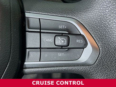 Used 2024 Jeep Compass Sport AWD/4WD image 14