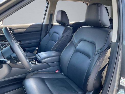 Certified 2024 Nissan Pathfinder SL w/ SL Premium Package AWD/4WD image 27