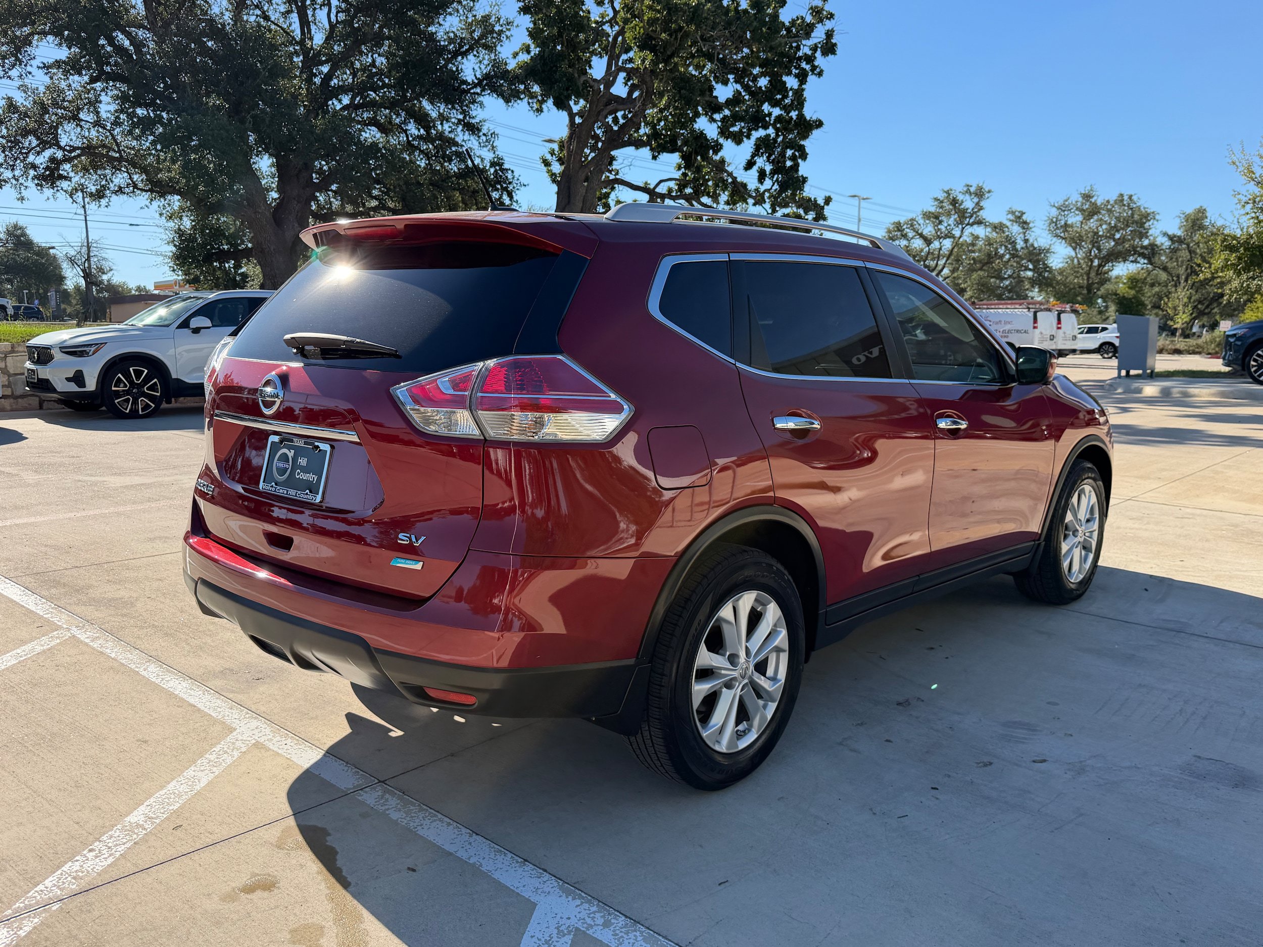 Used 2014 Nissan Rogue SV w/ SV Premium Package FWD image 6