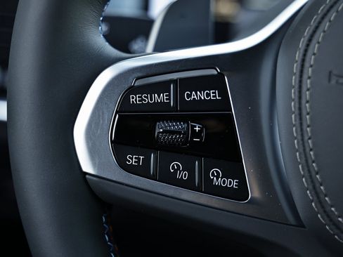 New 2026 BMW X5 M60i image 33