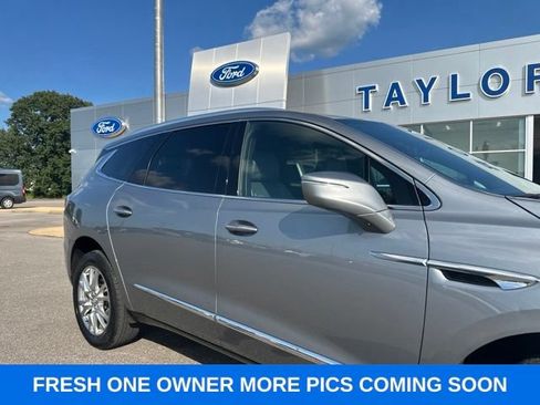 Used 2023 Buick Enclave Premium FWD image 6