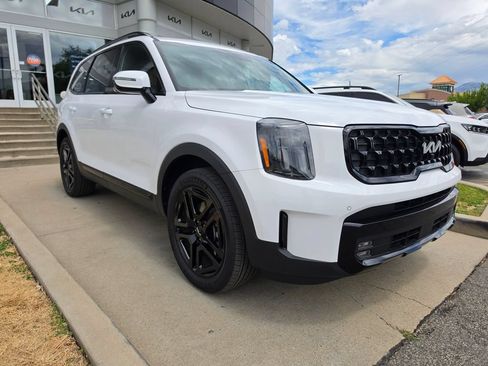 Certified 2024 Kia Telluride SX Prestige X-Line AWD/4WD image 3