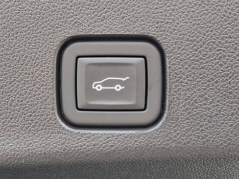 Used 2024 GMC Acadia Denali w/ LPO, Floor Liner Package image 29