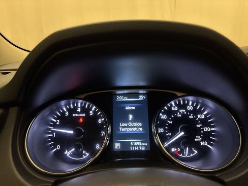 Used 2016 Nissan Rogue S image 17