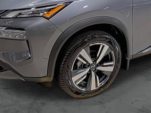 Used 2023 Nissan Rogue SL w/ SL Premium Package AWD/4WD image 9