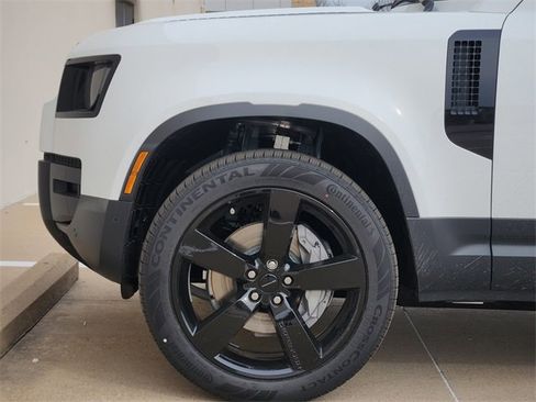 New 2026 Land Rover Defender 130 S image 6