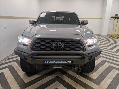 Used 2020 Toyota Tacoma TRD Off-Road image 27
