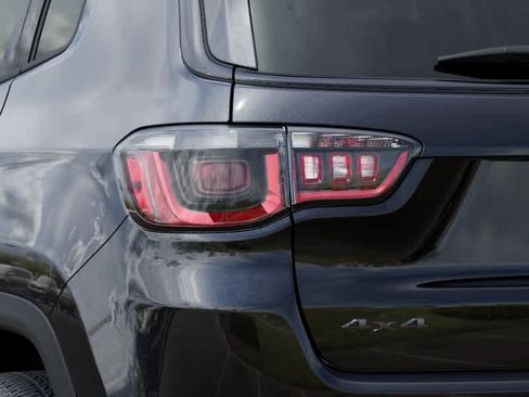 New 2026 Jeep Compass Latitude AWD/4WD image 9