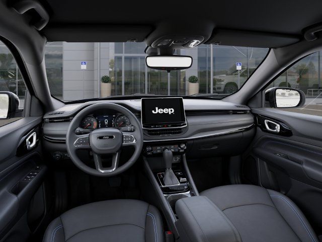 Used 2026 Jeep Compass Limited AWD/4WD image 14