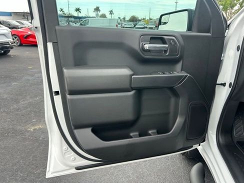 Used 2026 Chevrolet Silverado 1500 Custom w/ Turbomax Blackout Package image 14