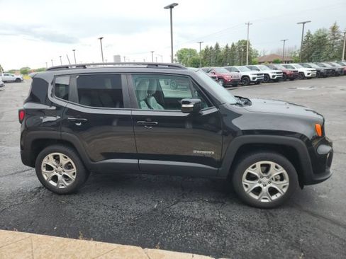 Used 2022 Jeep Renegade Limited AWD/4WD image 3