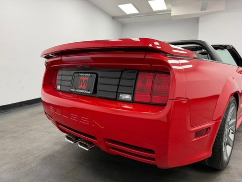 Used 2005 Ford Mustang GT Premium RWD image 31