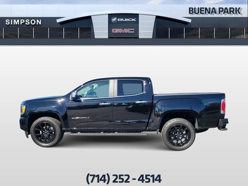 Used 2022 GMC Canyon Denali w/ Denali Black Edition Package AWD/4WD image 5