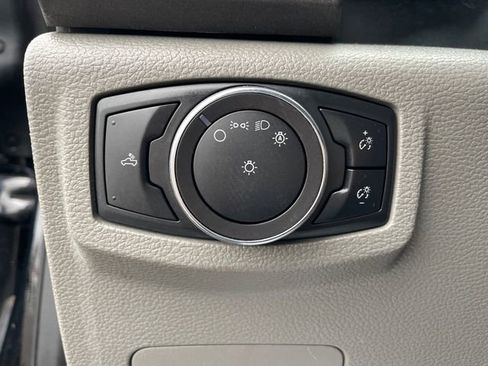 Used 2018 Ford F250 XL w/ Power Equipment Group image 26