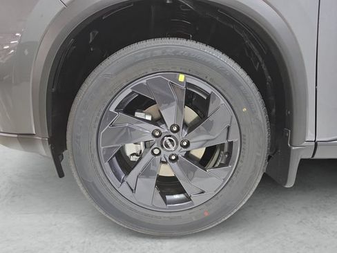 New 2026 Nissan Rogue SV FWD image 23