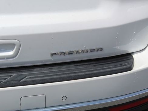 Used 2022 Chevrolet Tahoe Premier w/ Texas Edition image 5