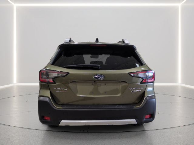Used 2024 Subaru Outback Touring AWD/4WD image 4