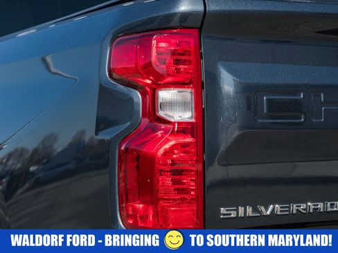 Used 2022 Chevrolet Silverado 1500 LT image 7