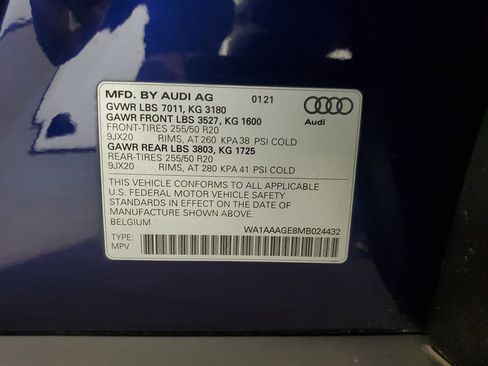 Certified 2021 Audi e-tron Premium w/ Convenience Plus Package image 39