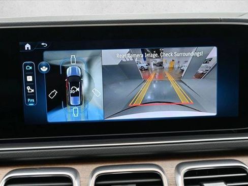 Used 2026 Mercedes-Benz GLS 450 4MATIC image 16