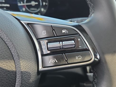 Used 2025 Kia Seltos EX w/ EX Sunroof Package FWD image 23