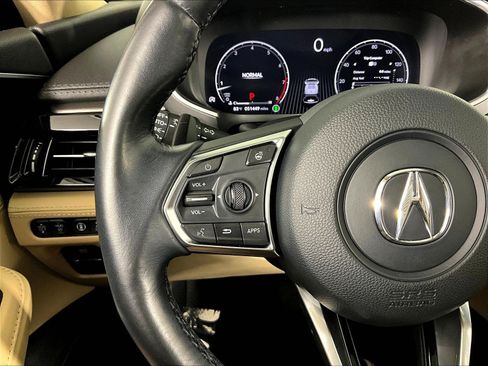 Used 2023 Acura MDX SH-AWD w/ Advance Package image 11