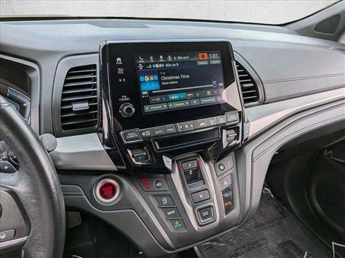 Used 2023 Honda Odyssey Sport image 12