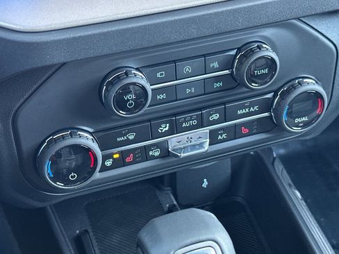 New 2025 Ford Bronco Outer Banks image 18