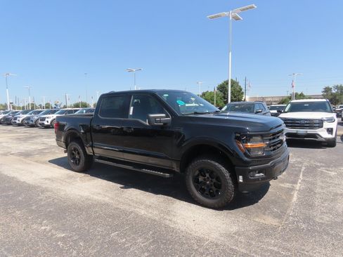 New 2026 Ford F150 XLT w/ Equipment Group 302A MID AWD/4WD image 7