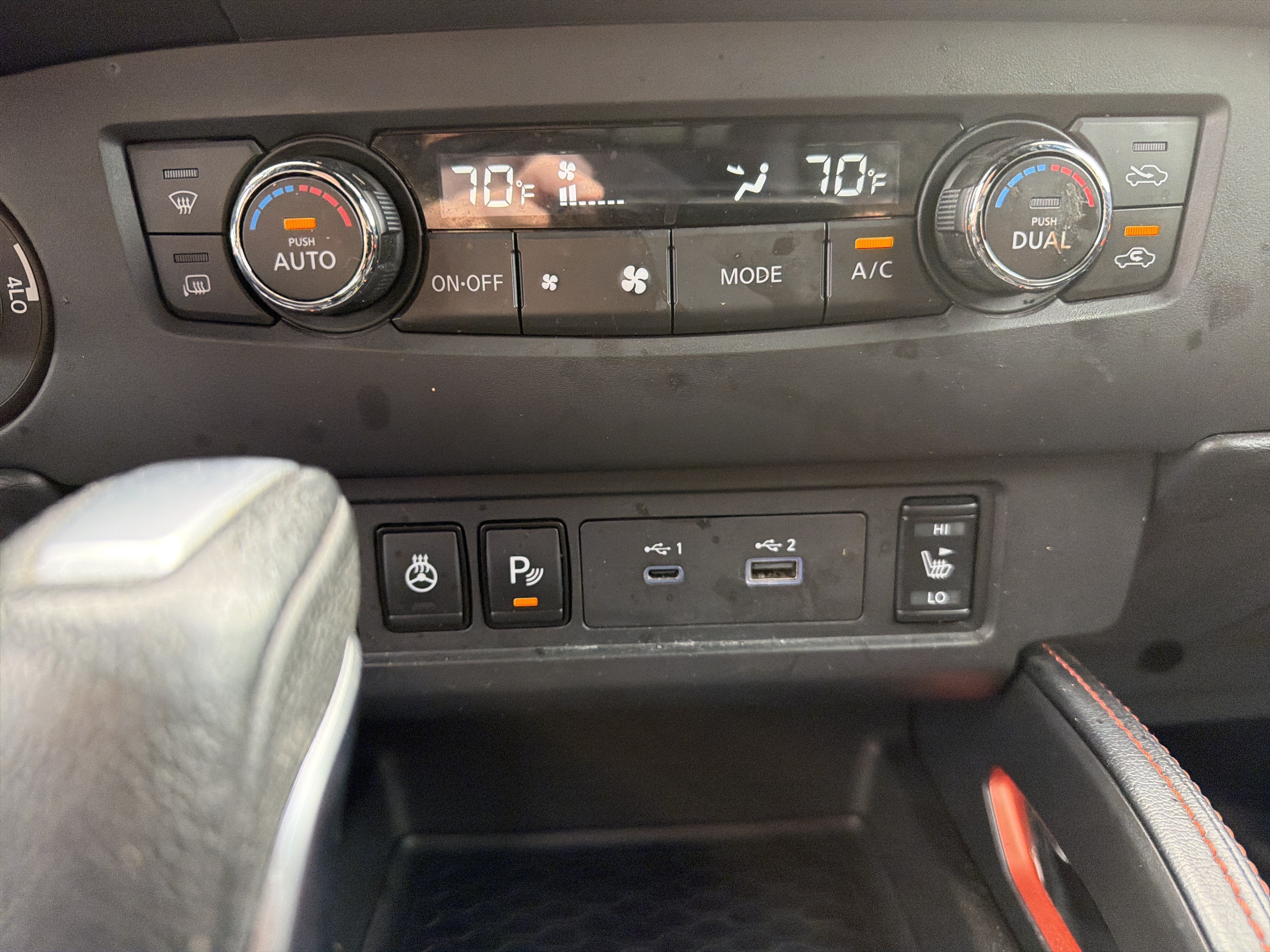 Used 2023 Nissan Frontier PRO-4X w/ Pro-4X Premium Package AWD/4WD image 27