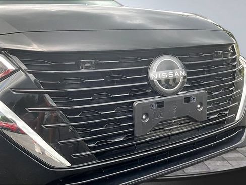 Used 2024 Nissan Sentra S FWD image 30