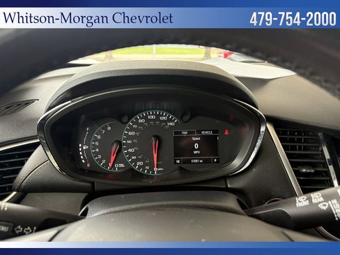 Used 2021 Chevrolet Trax LT w/ Premium Seat Package AWD/4WD image 18