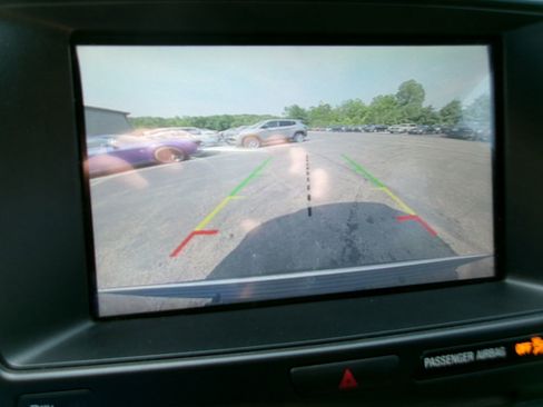 Used 2018 Ford Explorer XLT w/ Equipment Group 201A image 16