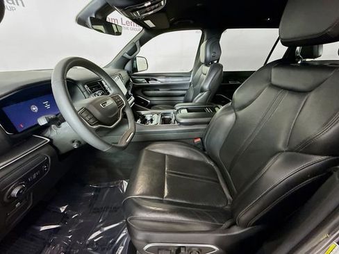 Used 2022 Jeep Wagoneer Series I image 22