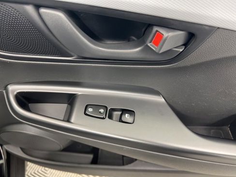 Used 2019 Hyundai Kona SE image 25